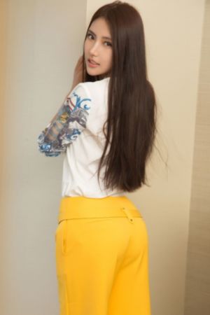 拥抱月亮的太阳
